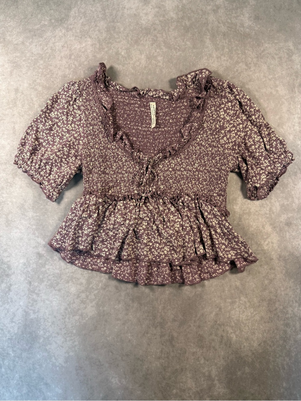 American Eagle Women’s Floral Ruffle Peplum Top - Mauve - Deep V Neck Size XS